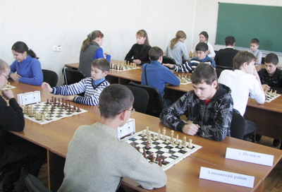 Юные шахматисты города Шумерли – четвертые в Чувашии